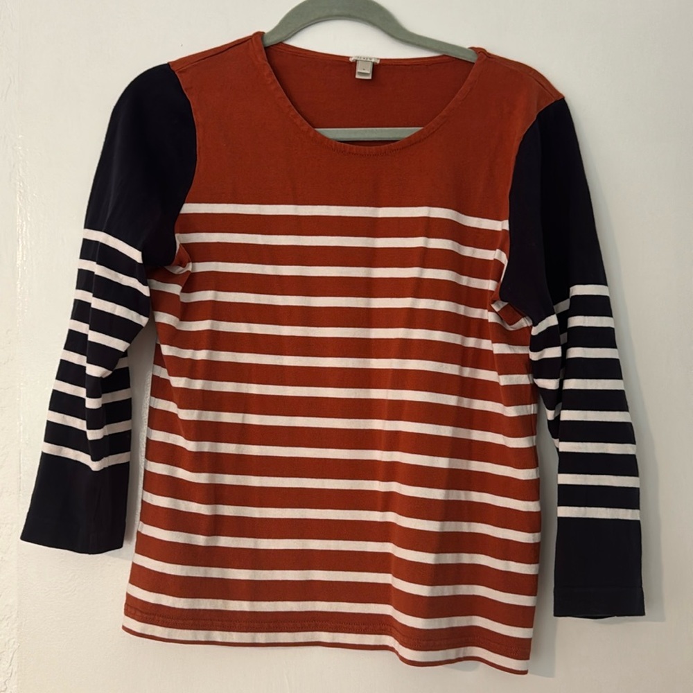 Striped quarter sleeve